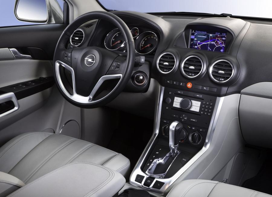  Opel Antara 2011 года  (фото 17 из 46)